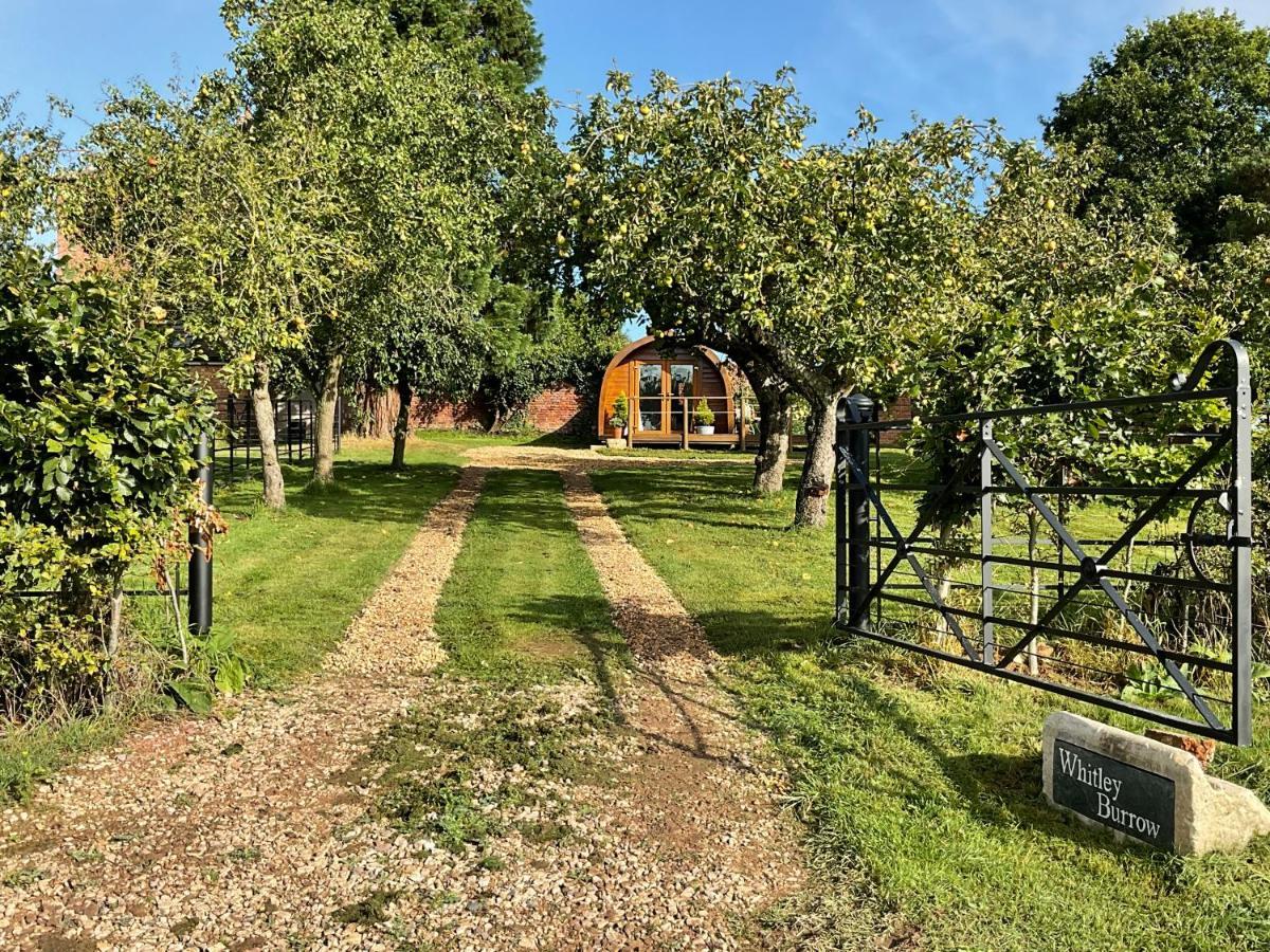 什鲁斯伯里 Secluded Cosy Luxury Pod With Wood Fired Hot Tub酒店 外观 照片